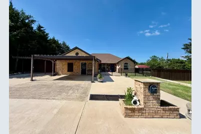 363 Willow Drive, Pottsboro, TX 75076 - Photo 1