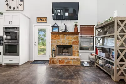146 Julie Drive, Mineral Wells, TX 76067 - Photo 11