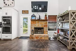 146 Julie Dr, Mineral Wells, TX 76067 - Photo 11