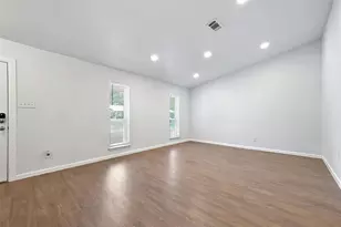 2615 Jewell Dr, Arlington, TX 76016 - Photo 3