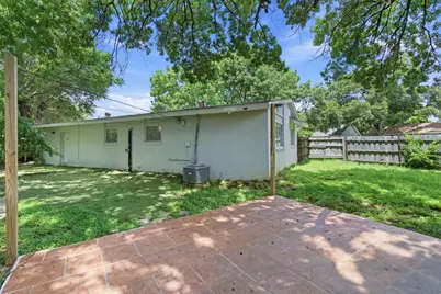 2204 Dunloe Avenue, Dallas, TX 75228 - Photo 25
