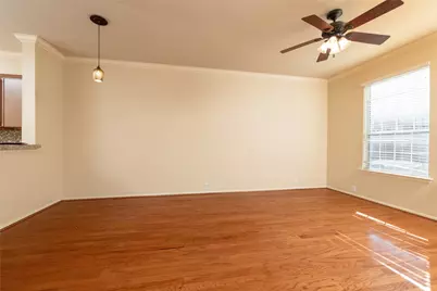 2722 Hyde Park Drive, Grand Prairie, TX 75050 - Photo 3