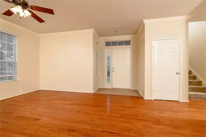 2722 Hyde Park Drive, Grand Prairie, TX 75050 - Photo 9