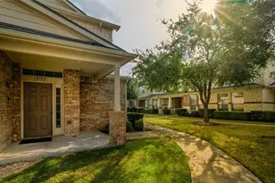 2722 Hyde Park Dr, Grand Prairie, TX 75050 - Photo 31