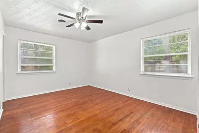 2110 Navajo Street, Denton, TX 76209 - Photo 11