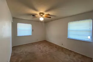 2110 Navajo St, Denton, TX 76209 - Photo 13