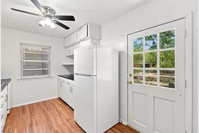 2110 Navajo Street, Denton, TX 76209 - Photo 17