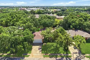 2110 Navajo St, Denton, TX 76209 - Photo 3