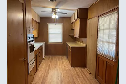 2110 Navajo Street, Denton, TX 76209 - Photo 17