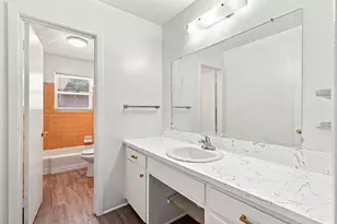 2110 Navajo St, Denton, TX 76209 - Photo 9