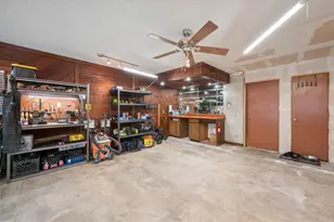 1307 S Westador Dr, Arlington, TX 76015 - Photo 29