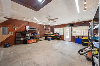 1307 S Westador Drive, Arlington, TX 76015 - Photo 31