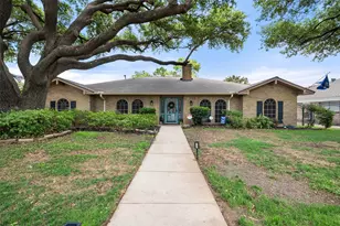 1307 S Westador Dr, Arlington, TX 76015 - Photo 1