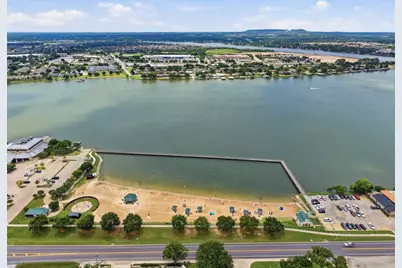 3300 Sunrise Court, Granbury, TX 76048 - Photo 21