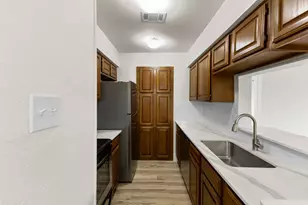 1204 Harwell Dr, Arlington, TX 76011 - Photo 7