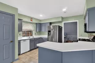 5400 Turtle River Ct, Fort Worth, TX 76137 - Photo 9