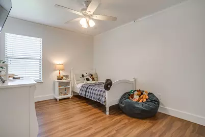 620 Marybeth Drive, Burleson, TX 76028 - Photo 19