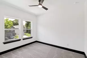 2420 Starks Ave, Dallas, TX 75215 - Photo 13