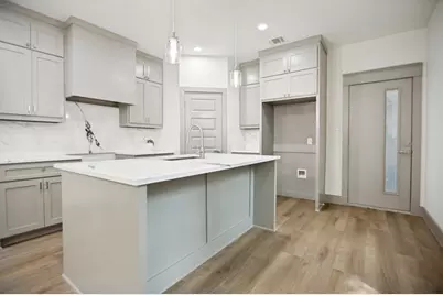 2420 Starks Avenue, Dallas, TX 75215 - Photo 11