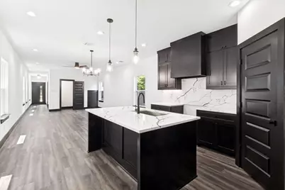 2420 Starks Avenue, Dallas, TX 75215 - Photo 11