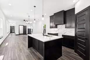 2420 Starks Ave, Dallas, TX 75215 - Photo 11