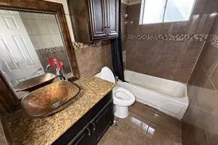2533 Crestbrook Ln, Grand Prairie, TX 75052 - Photo 17