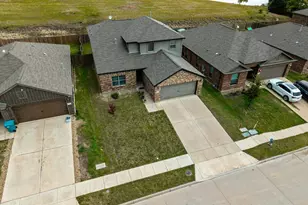 821 Clark Dr, Ferris, TX 75125 - Photo 15