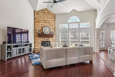 1404 Taylor Lane, McKinney, TX 75071 - Photo 7