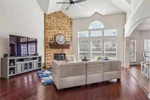 1404 Taylor Ln, McKinney, TX 75071 - Photo 7