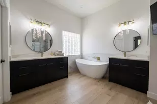 2302 Crest Park Dr, Arlington, TX 76006 - Photo 19