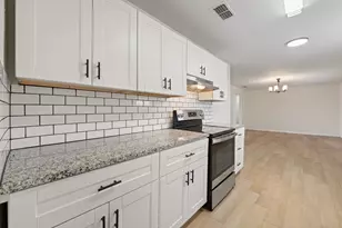 106 Cottonwood St, Joshua, TX 76058 - Photo 3