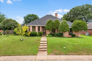 1408 Frenchmans Dr, DeSoto, TX 75115 - Photo 1
