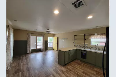 140 Spring Hill Court, Runaway Bay, TX 76426 - Photo 7