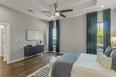 2534 Gladstone Drive, Dallas, TX 75211 - Photo 17