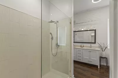 2534 Gladstone Drive, Dallas, TX 75211 - Photo 19