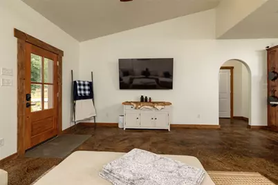 891 County Road 3592, Paradise, TX 76073 - Photo 9