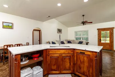 891 County Road 3592, Paradise, TX 76073 - Photo 17