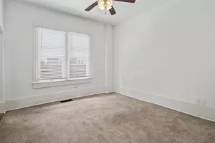 1601 S Henderson St, Fort Worth, TX 76104 - Photo 25