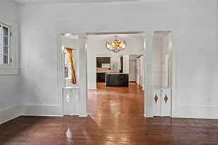 1601 S Henderson St, Fort Worth, TX 76104 - Photo 11