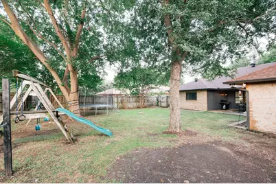2409 Green Oaks Street, Denton, TX 76209 - Photo 25