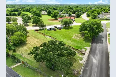 602 Trinity Street, Cleburne, TX 76031 - Photo 3