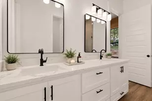 5310 Grand View Dr, Athens, TX 75752 - Photo 9