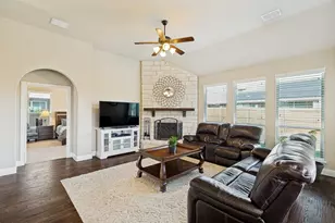 1421 Wood Duck Dr, Little Elm, TX 75068 - Photo 9
