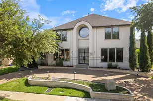 2231 Clearspring Dr N, Irving, TX 75063 - Photo 3