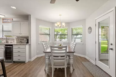 717 Grandview Drive, Corsicana, TX 75109 - Photo 5
