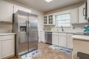 709 Berkley Dr, Cleburne, TX 76033 - Photo 13