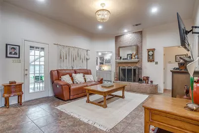 709 Berkley Drive, Cleburne, TX 76033 - Photo 19