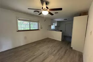 617 Forest Ln, Hurst, TX 76053 - Photo 9