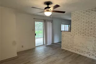617 Forest Ln, Hurst, TX 76053 - Photo 7
