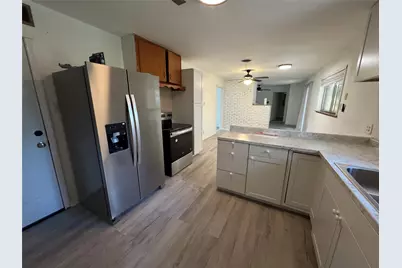 617 Forest Lane, Hurst, TX 76053 - Photo 13